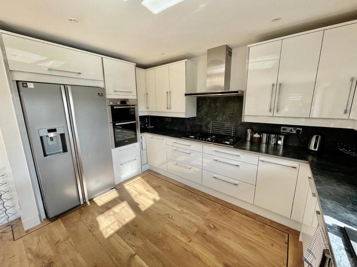 Four Corners Holiday Home Hot Tub & Sauna Ferndown Εξωτερικό φωτογραφία