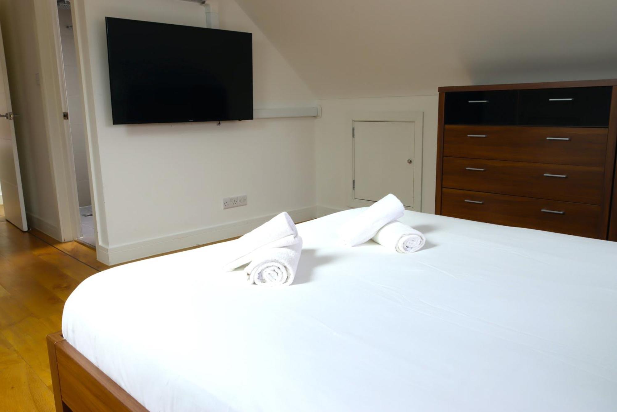 Four Corners Holiday Home Hot Tub & Sauna Ferndown Εξωτερικό φωτογραφία