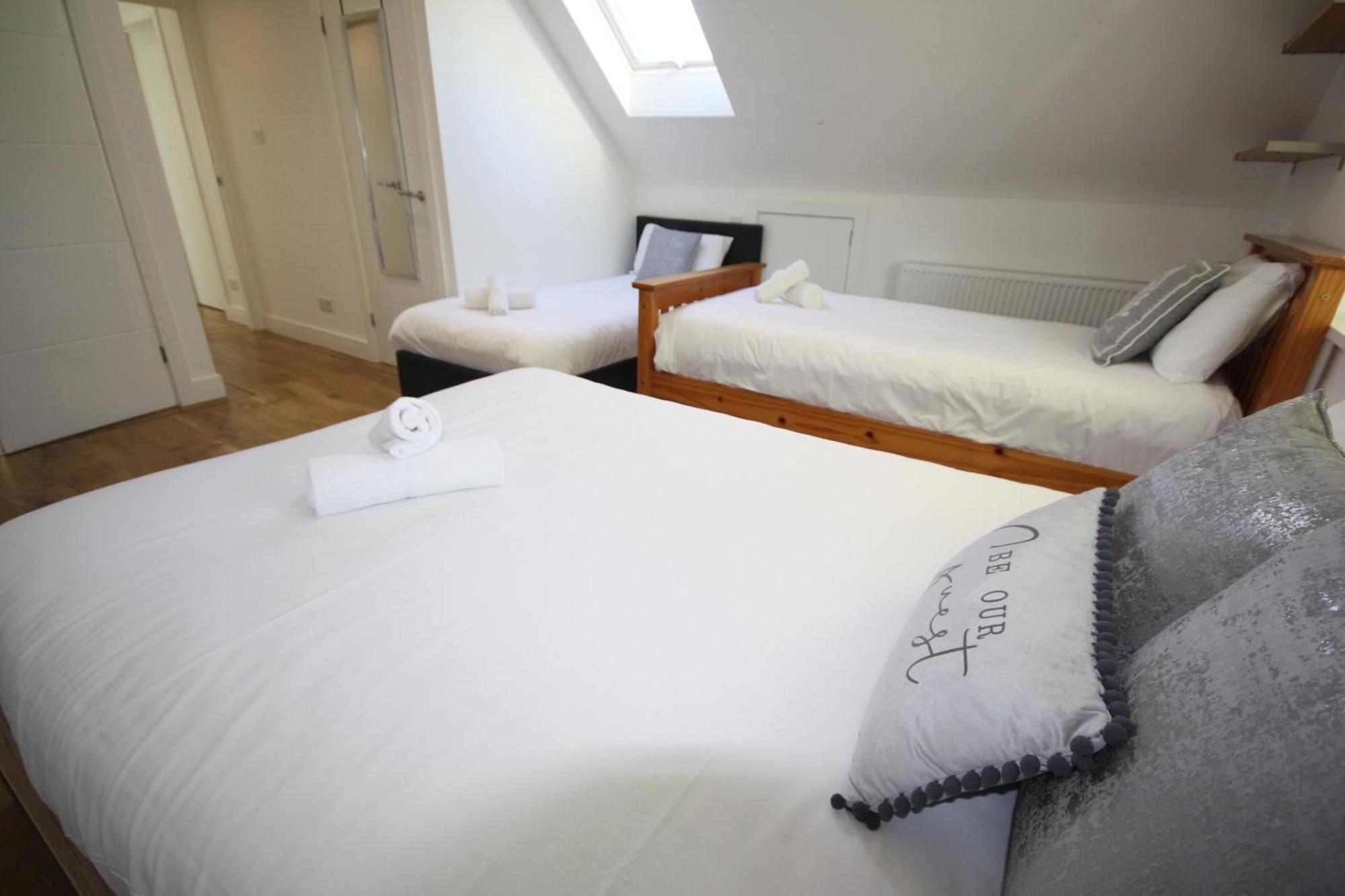 Four Corners Holiday Home Hot Tub & Sauna Ferndown Εξωτερικό φωτογραφία
