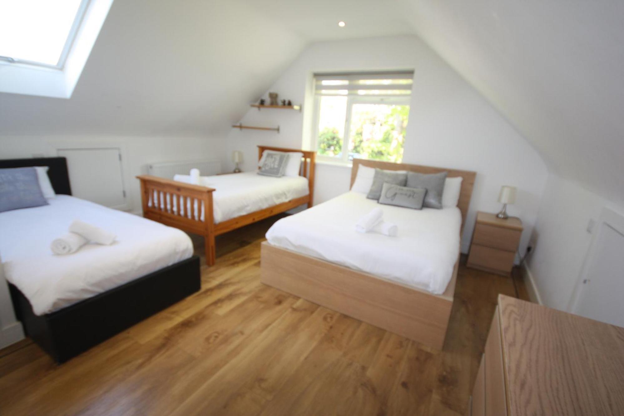 Four Corners Holiday Home Hot Tub & Sauna Ferndown Εξωτερικό φωτογραφία