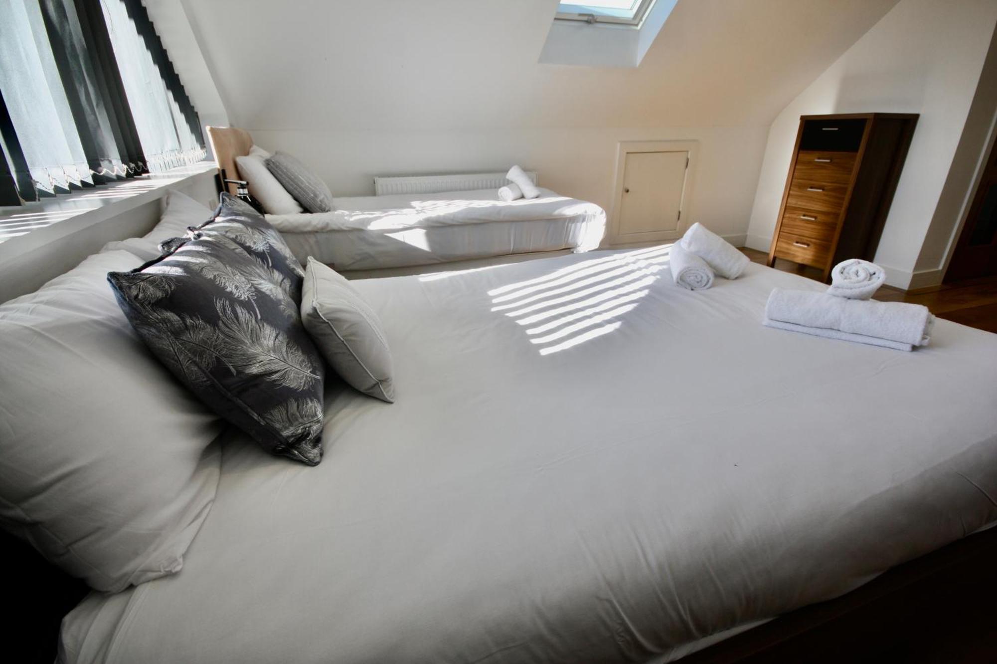 Four Corners Holiday Home Hot Tub & Sauna Ferndown Εξωτερικό φωτογραφία